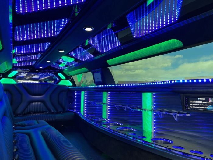 Stretch limo with LED bar – Berthoud limo service